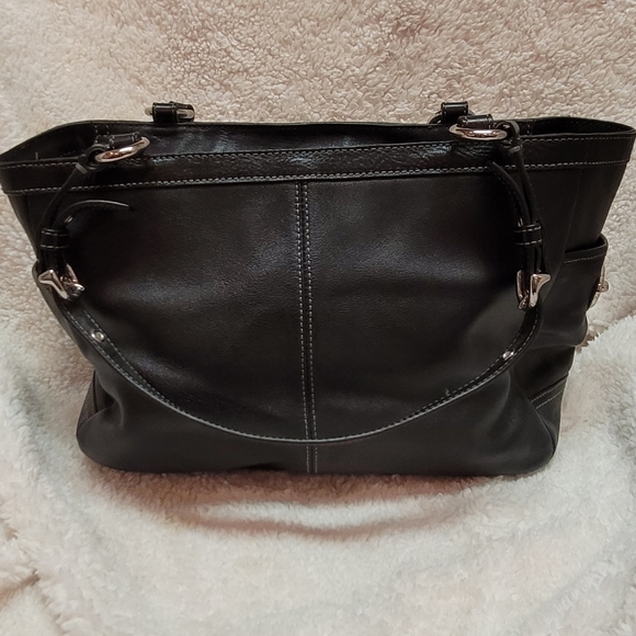 Coach Handbag - Picture 3 of 7